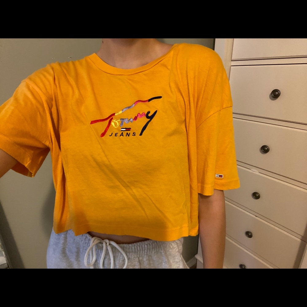 Tommy Hilfiger crop top